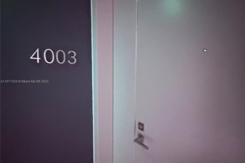 Снять в аренду кондоминиум в Майами, Флорида 3 спальни, 114.64м2, № 2018199 - фото 29