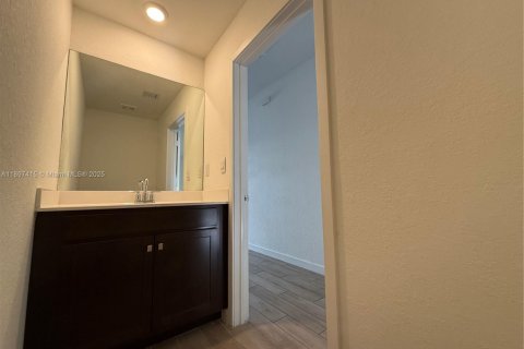 Townhouse in Homestead, Florida 4 bedrooms, 169.64 sq.m. № 2052738 - photo 6