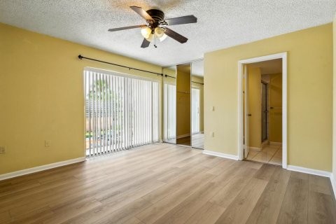 Townhouse in West Palm Beach, Florida 2 bedrooms, 114.83 sq.m. № 2394846 - photo 27