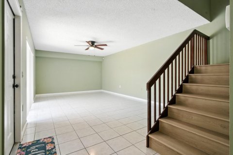 Townhouse in West Palm Beach, Florida 2 bedrooms, 114.83 sq.m. № 2394846 - photo 14