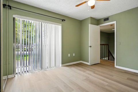 Townhouse in West Palm Beach, Florida 2 bedrooms, 114.83 sq.m. № 2394846 - photo 24