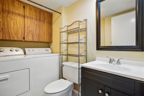 Townhouse in West Palm Beach, Florida 2 bedrooms, 114.83 sq.m. № 2394846 - photo 9