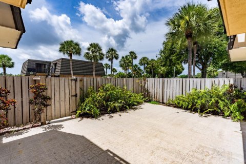 Townhouse in West Palm Beach, Florida 2 bedrooms, 114.83 sq.m. № 2394846 - photo 30