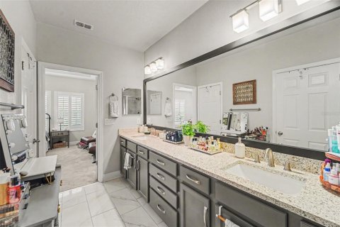 Adosado en venta en Tampa, Florida, 3 dormitorios, 190.26 m2 № 2220189 - foto 20