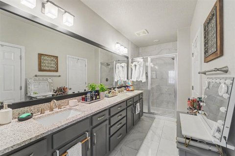Adosado en venta en Tampa, Florida, 3 dormitorios, 190.26 m2 № 2220189 - foto 19