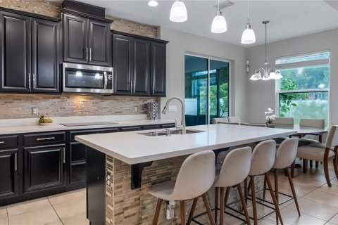 Villa ou maison à vendre à Orlando, Floride: 3 chambres, 226.68 m2 № 1893993 - photo 12