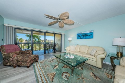 Condominio en venta en Madeira Beach, Florida, 2 dormitorios, 117.99 m2 № 2132609 - foto 19