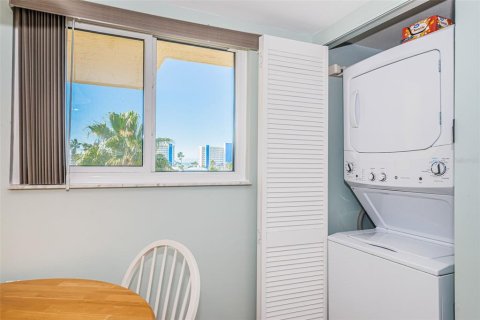 Condominio en venta en Madeira Beach, Florida, 2 dormitorios, 117.99 m2 № 2132609 - foto 12