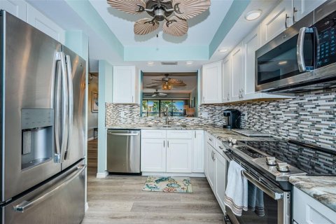 Condominio en venta en Madeira Beach, Florida, 2 dormitorios, 117.99 m2 № 2132609 - foto 6