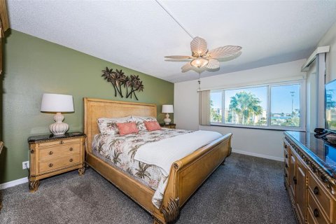 Condominio en venta en Madeira Beach, Florida, 2 dormitorios, 117.99 m2 № 2132609 - foto 29
