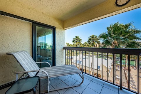 Condominio en venta en Madeira Beach, Florida, 2 dormitorios, 117.99 m2 № 2132609 - foto 23