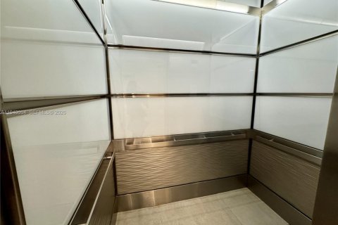 Снять в аренду кондоминиум в Холливуд, Флорида 2 спальни, 108.7м2, № 1997308 - фото 24