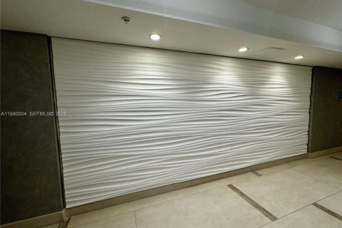 Снять в аренду кондоминиум в Холливуд, Флорида 2 спальни, 108.7м2, № 1997308 - фото 19