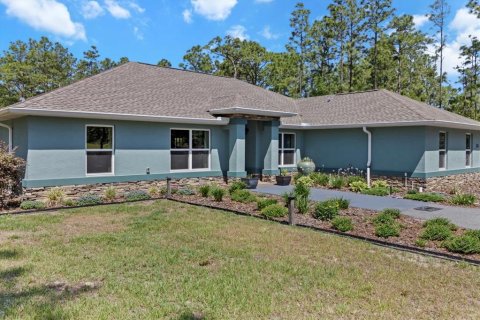 House in Dunnellon, Florida 3 bedrooms, 200.39 sq.m. № 1735594 - photo 2