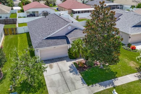 House in Wesley Chapel, Florida 4 bedrooms, 181.72 sq.m. № 1836981 - photo 2