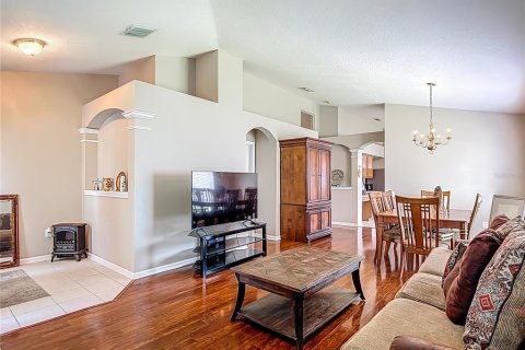 House in Wesley Chapel, Florida 4 bedrooms, 181.72 sq.m. № 1836981 - photo 5