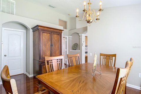 House in Wesley Chapel, Florida 4 bedrooms, 181.72 sq.m. № 1836981 - photo 7