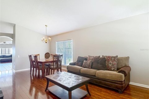 House in Wesley Chapel, Florida 4 bedrooms, 181.72 sq.m. № 1836981 - photo 13