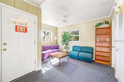 Propiedad comercial en venta en Orlando, Florida, 129.69 m2 № 1517914 - foto 19