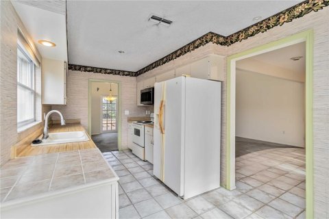 Copropriété à vendre à Bradenton, Floride: 2 chambres, 157.28 m2 № 1678018 - photo 10