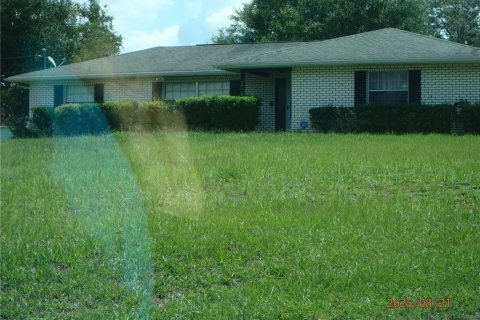 Casa en alquiler en DeLand, Florida, 3 dormitorios, 151.43 m2 № 1904530 - foto 1