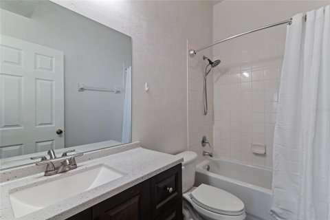 Adosado en alquiler en Gainesville, Florida, 2 dormitorios, 109.25 m2 № 1866147 - foto 24