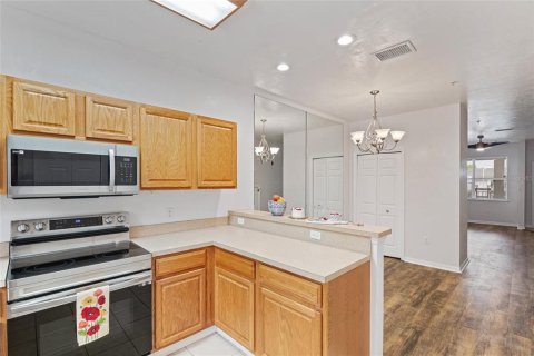 Adosado en alquiler en Gainesville, Florida, 2 dormitorios, 109.25 m2 № 1866147 - foto 12