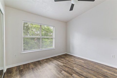 Adosado en alquiler en Gainesville, Florida, 2 dormitorios, 109.25 m2 № 1866147 - foto 16