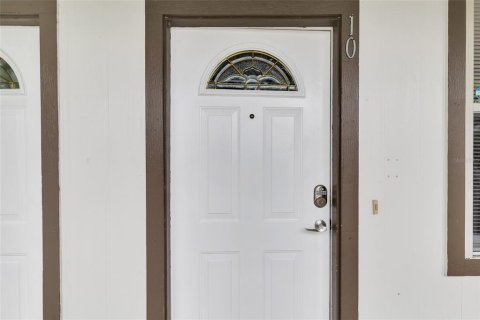 Adosado en alquiler en Gainesville, Florida, 2 dormitorios, 109.25 m2 № 1866147 - foto 5