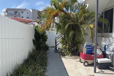 Снять в аренду кондоминиум в Майами-Бич, Флорида 2 спальни, № 1969994 - фото 14