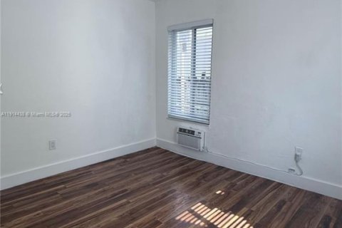 Снять в аренду кондоминиум в Майами-Бич, Флорида 2 спальни, № 1969994 - фото 12