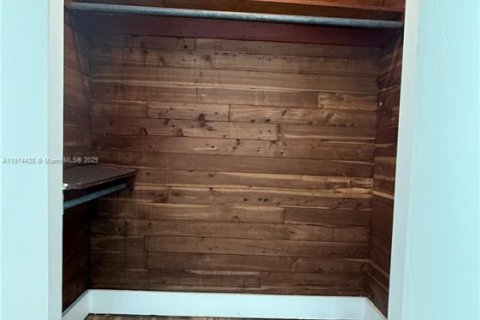 Снять в аренду кондоминиум в Майами-Бич, Флорида 2 спальни, № 1969994 - фото 13