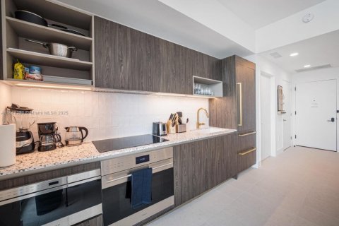 Copropriété à louer à Miami, Floride: 2 chambres, 84.26 m2 № 1939154 - photo 14