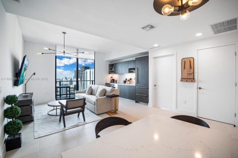 Copropriété à louer à Miami, Floride: 2 chambres, 84.26 m2 № 1939154 - photo 5