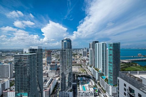 Copropriété à louer à Miami, Floride: 2 chambres, 84.26 m2 № 1939154 - photo 1