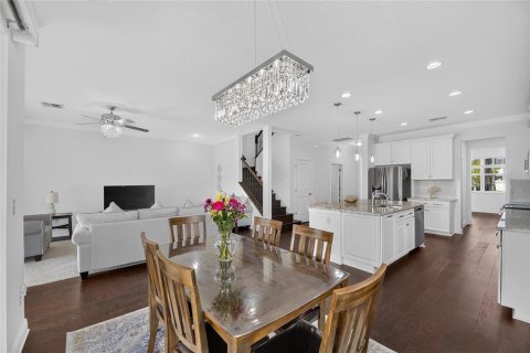 Casa en venta en Tampa, Florida, 5 dormitorios, 351.73 m2 № 2303146 - foto 14