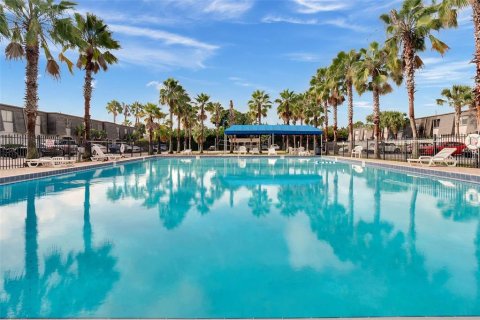 Condo in Orlando, Florida, 3 bedrooms  № 1786365 - photo 23