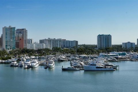 Copropriété à vendre à Sarasota, Floride: 3 chambres, 222.97 m2 № 2273244 - photo 12