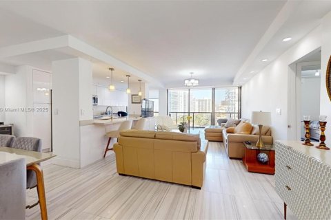 Copropriété à louer à Aventura, Floride: 2 chambres, 155.8 m2 № 1959110 - photo 2