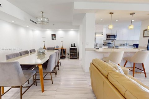 Copropriété à louer à Aventura, Floride: 2 chambres, 155.8 m2 № 1959110 - photo 6