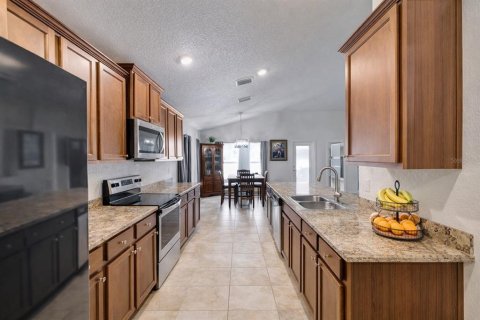 Casa en venta en Ocala, Florida, 3 dormitorios, 181.16 m2 № 2135802 - foto 11