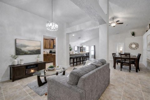 Casa en venta en Ocala, Florida, 3 dormitorios, 181.16 m2 № 2135802 - foto 5