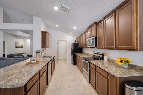 Casa en venta en Ocala, Florida, 3 dormitorios, 181.16 m2 № 2135802 - foto 10