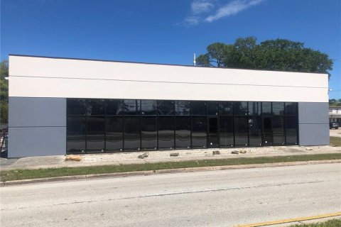 Commercial property in Holly Hill, Florida 597.08 sq.m. № 1561719 - photo 1