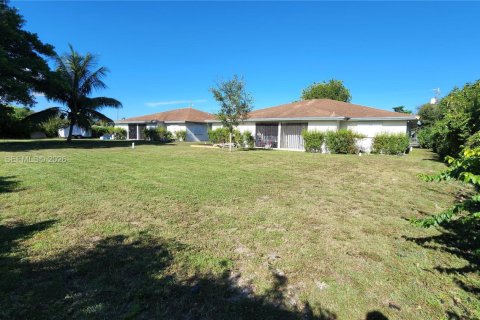 House in Miami, Florida 3 bedrooms, 134.71 sq.m. № 2180786 - photo 24
