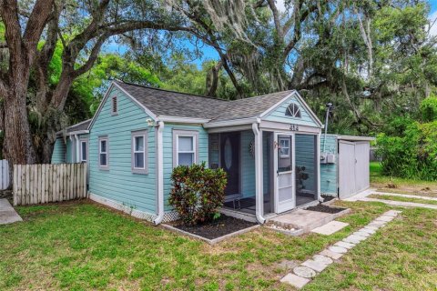 House in Palm Harbor, Florida 2 bedrooms, 81.66 sq.m. № 2225388