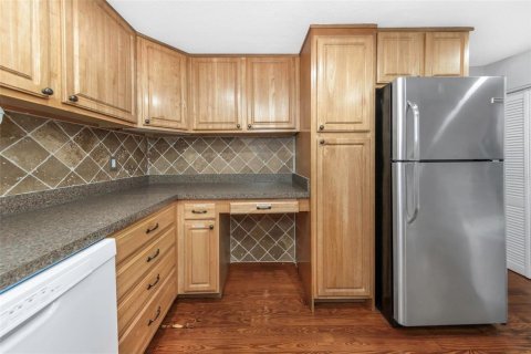 House in Palm Harbor, Florida 2 bedrooms, 81.66 sq.m. № 2225388 - photo 16