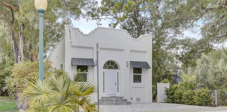 Casa en Sarasota, Florida 3 dormitorios, 131.83 m2 № 2135501