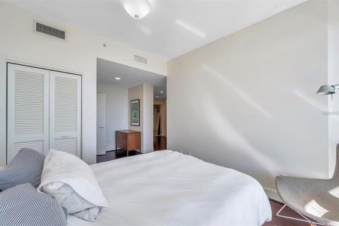 Condominio en alquiler en Saint Petersburg, Florida, 2 dormitorios, 94.57 m2 № 1900475 - foto 22