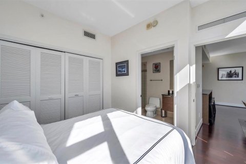 Condominio en alquiler en Saint Petersburg, Florida, 2 dormitorios, 94.57 m2 № 1900475 - foto 16